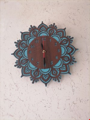 ساعت دیواری طرح دولایه